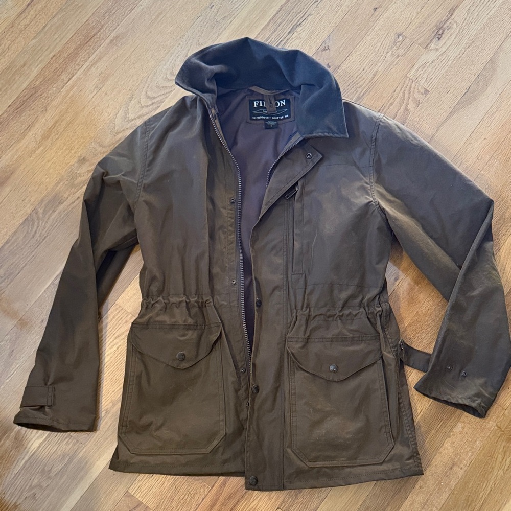 Filson mile marker coat, wax jacket, WITH HOOD dark earth brown size small - Picture 2 of 12